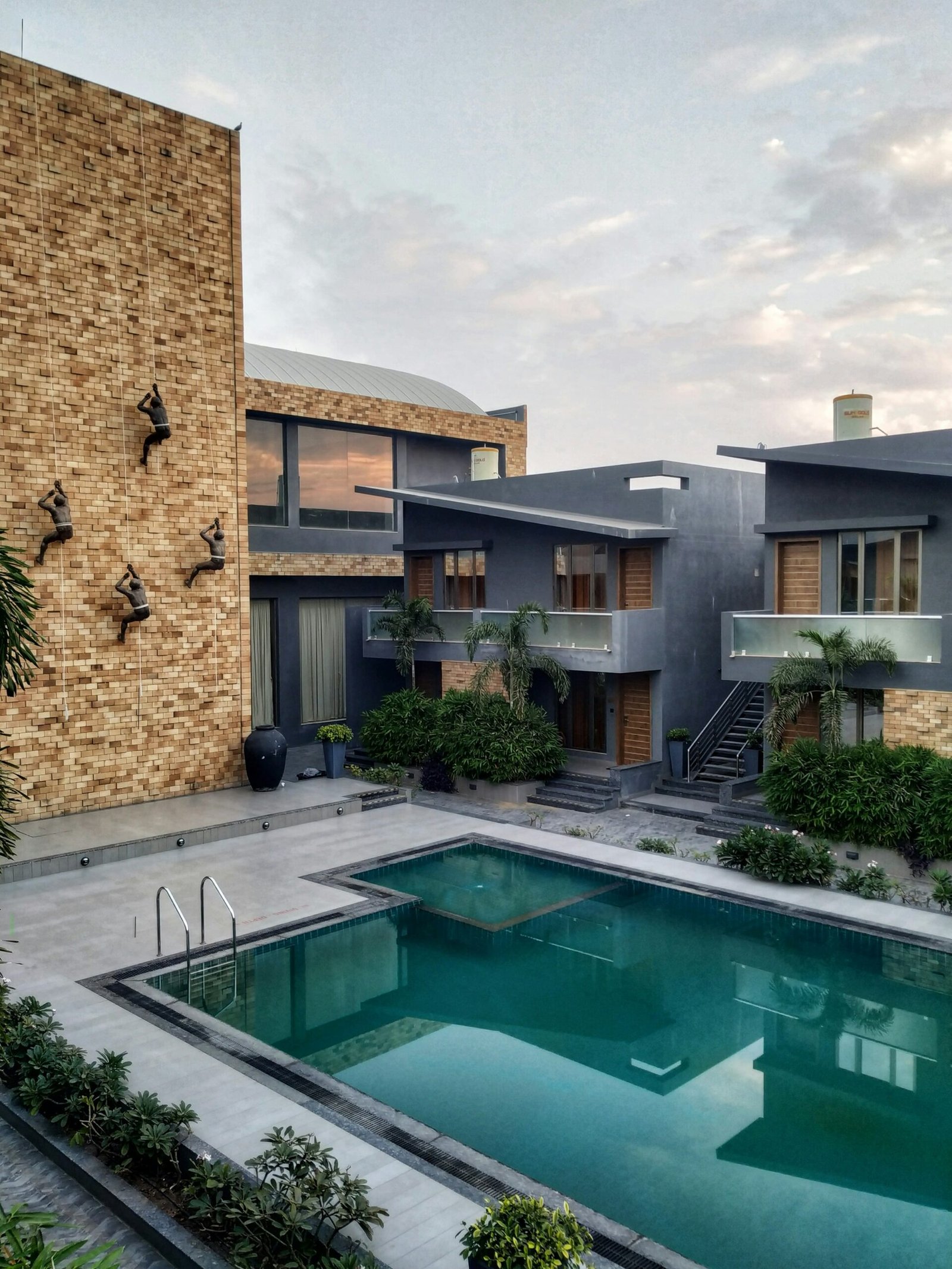 akkash shah injfl9qahlo unsplash